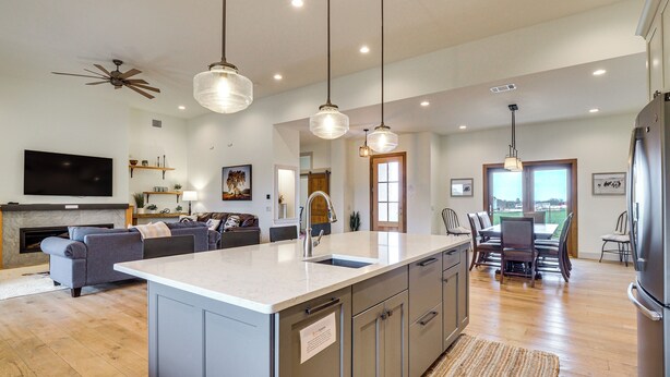 Rumah (6 Bedrooms) | Interior