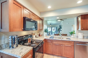 Apartment (2 Bedrooms) | Interior - Palm Desert Condo w/ Patio & Community Perks! (Palm Desert)