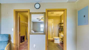House (1 Bedroom) | Interior