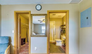 House (1 Bedroom) | Interior