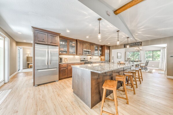 Microwave, oven, stovetop, dishwasher - Alto Retreat w/ Wraparound Deck & Game Room! (Alto)