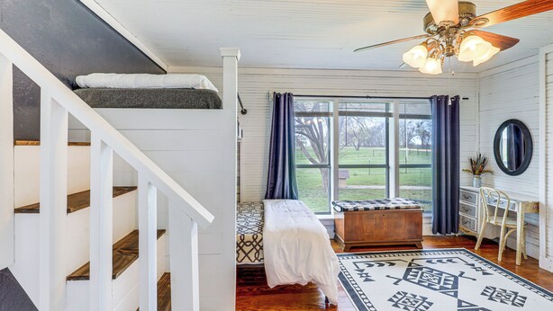 Talo (4 Bedrooms) | Sisätilat