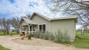 Talo (4 Bedrooms) | Sisätilat