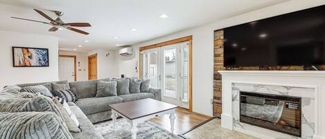 House (3 Bedrooms) | Front of property