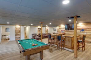 Talo (4 Bedrooms) | Sisätilat