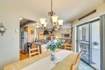 Big Boulder Water Views! Condo in Lake Harmony