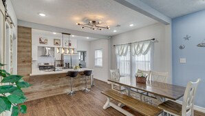Dining - Houston Heights Home w/ Yard ~ 5 Mi to Downtown! (Houston)