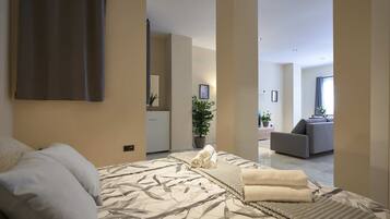 1 slaapkamer, een strijkplank/strijkijzer