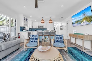 House, 3 Bedrooms | Living area