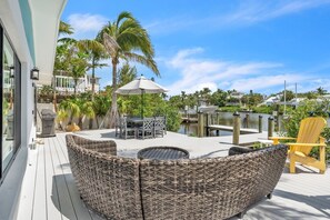 House, 3 Bedrooms | Outdoor dining - The Bea's Knees 3 Bedroom Home by RedAwning (Anna Maria)