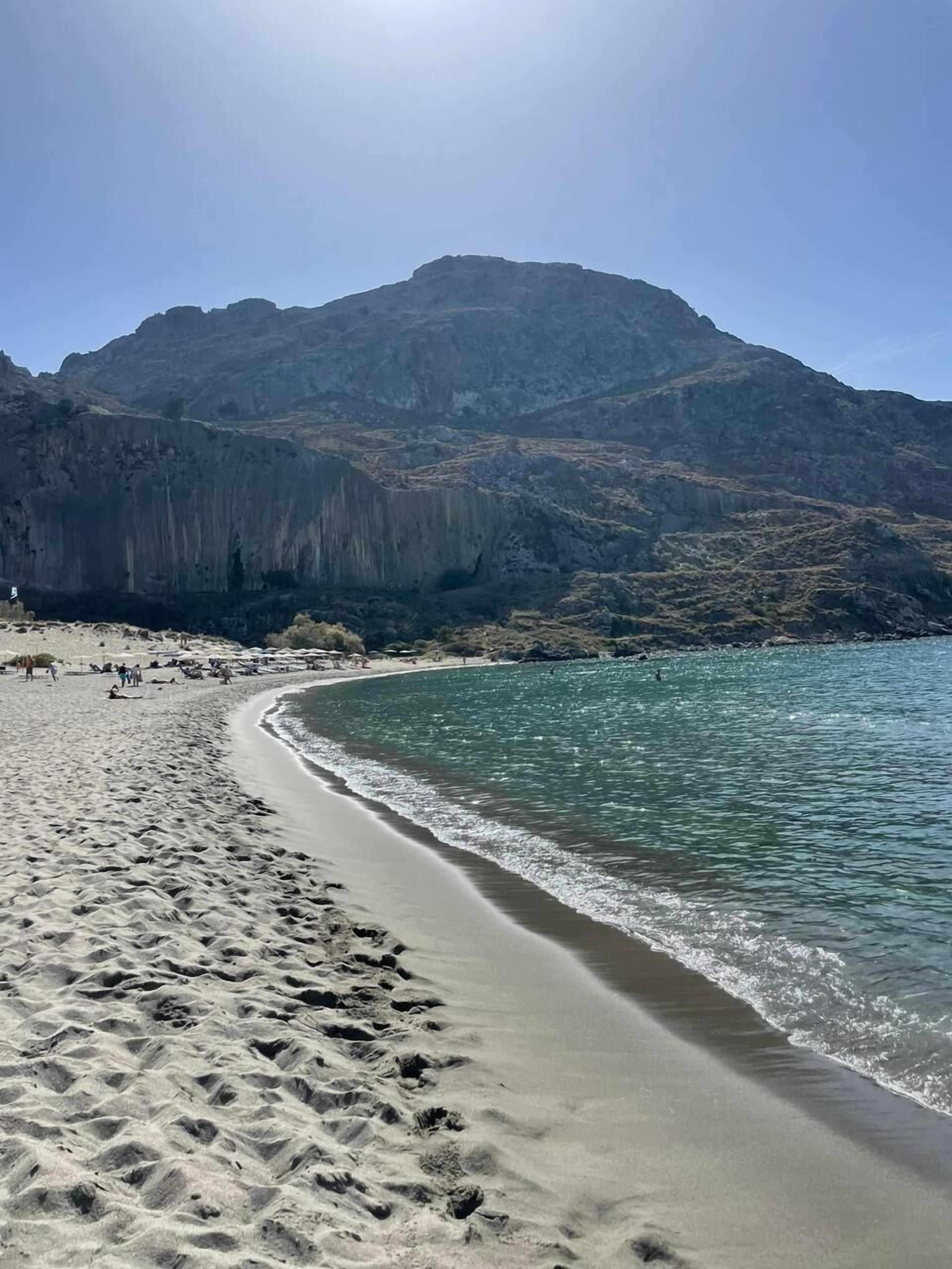 En la playa, arena blanca