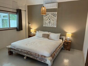Vila Comfort | 4 kamar tidur, seprai premium, busa memori, dan tirai kedap cahaya