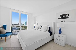 2 bedrooms, in-room safe, iron/ironing board, free WiFi