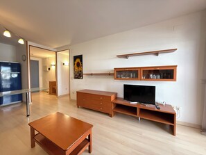 Unclassified image, 4 of 18, button - Agi Port Canigo 130 Apartamento for rent in Roses Girona. (Roses)