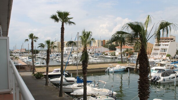 Marina - Agi Port Canigo 130 Apartamento for rent in Roses Girona. (Roses)