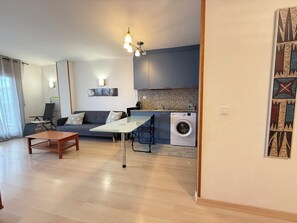 Unclassified image, 5 of 18, button - Agi Port Canigo 130 Apartamento for rent in Roses Girona. (Roses)