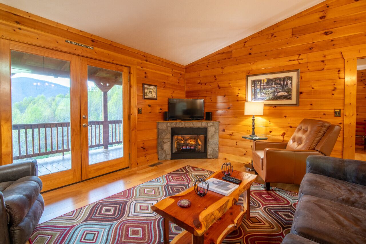 Una Smart TV, una chimenea