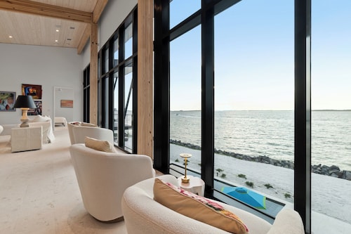 Luxury Waterfront 6 Bedroom. 6.5 Bath Home with Private Pool!