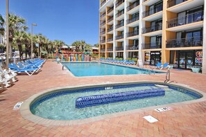 Pool - Gorgeous King Studio (Myrtle Beach)