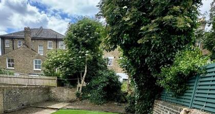3 bed House Camberwell With Private Garden