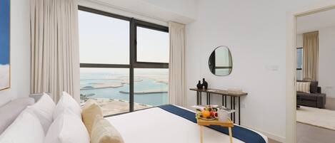 Tallelokero huoneessa, silitysrauta/-lauta, ilmainen Wi-Fi