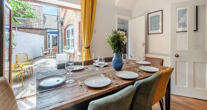 4 bedroom accommodation in Cromer