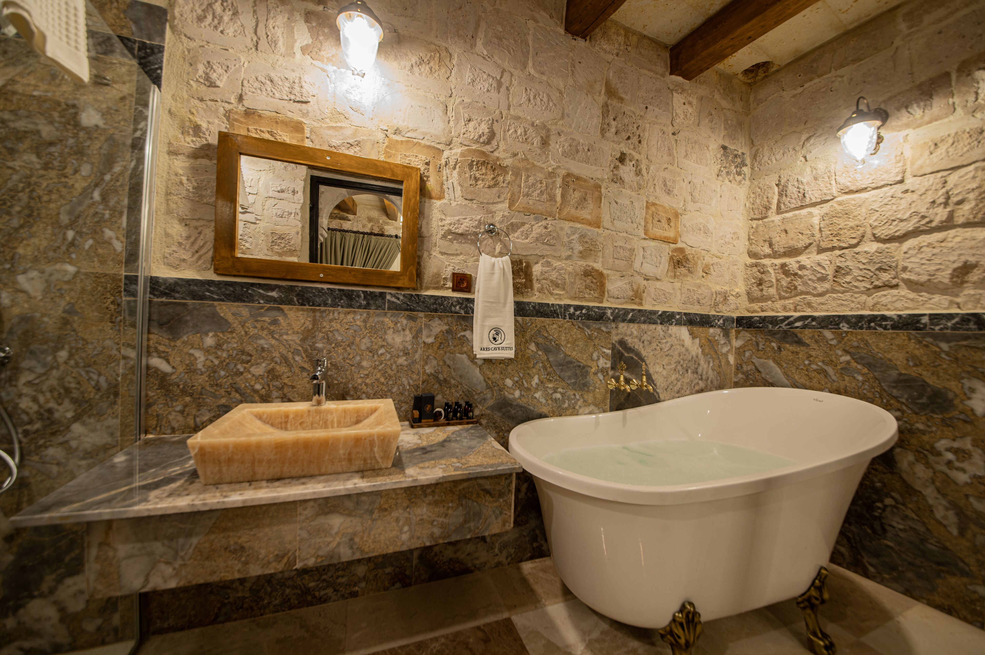 Foto - Ares Cave Suites