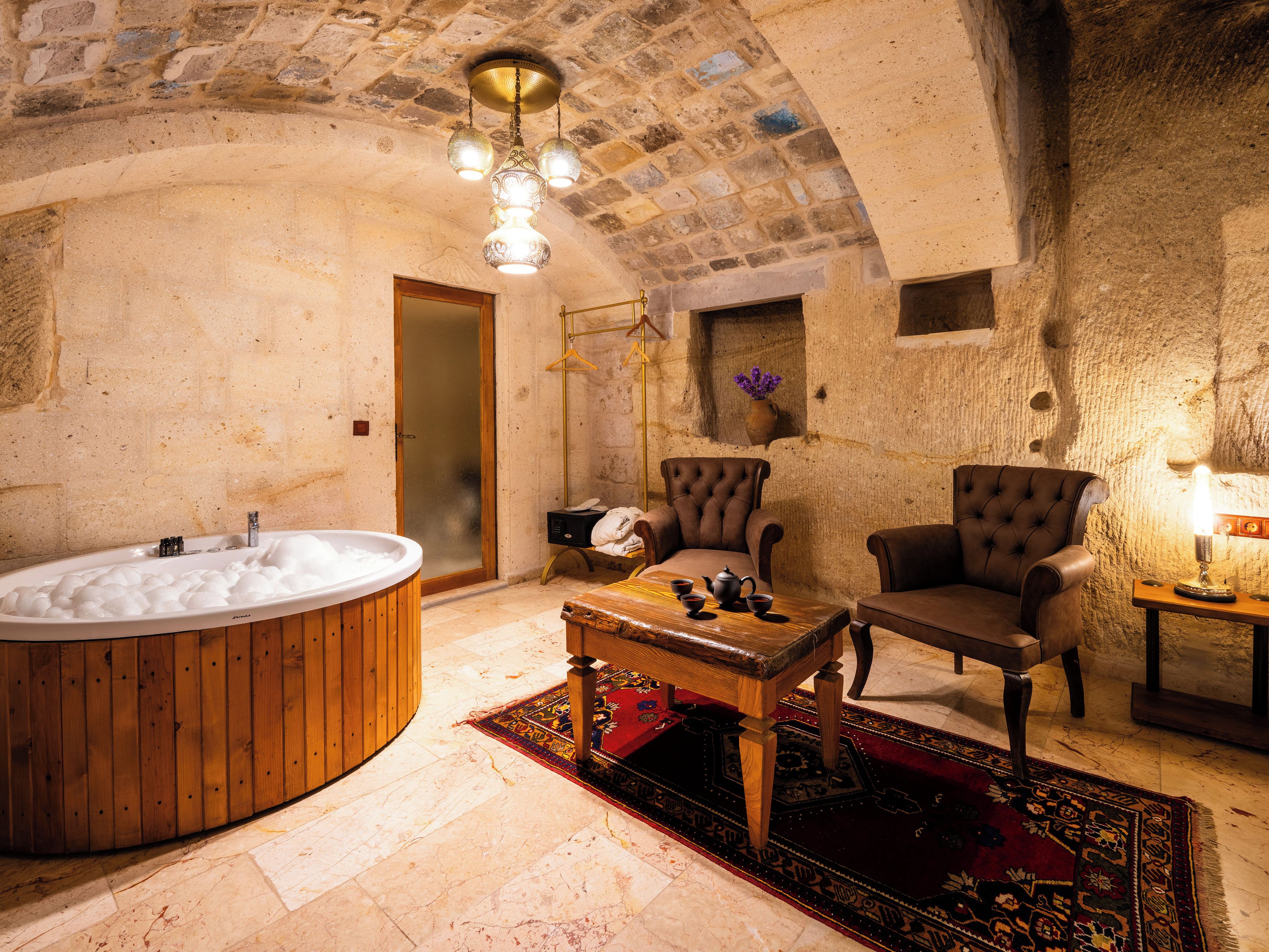 Photo - Ares Cave Suites