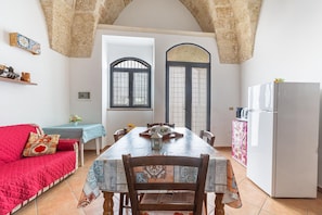 Apartment | Esszimmer