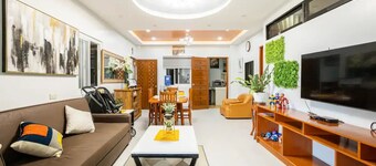 Blooming 3 bedrooms for 7, infant, pet

