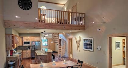 Grand Lodge 26 at the Official Collins Lake Resort