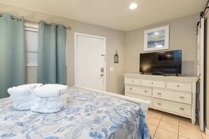 1 bedroom, iron/ironing board, free WiFi, bed sheets