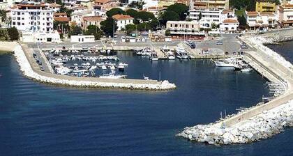 Casa Flumendosa Immersa in Pineta a Pochi Passi dal Mare di Cala Gonone
