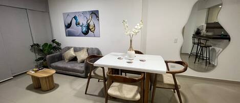 Télévision à écran plat