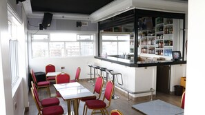 Sports bar - equine hotel ruiru nairobi (Ruiru)
