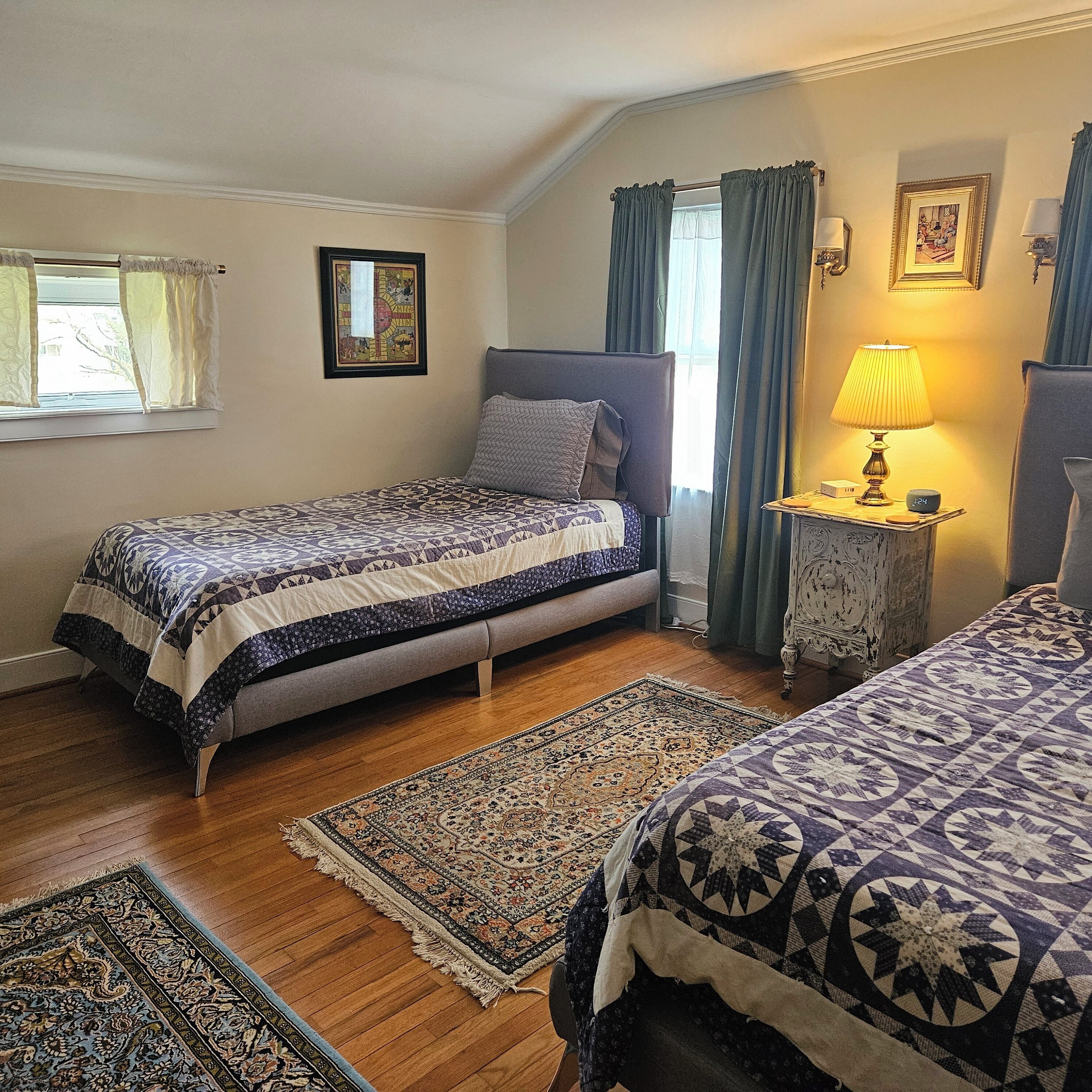 2 chambres, bureau, fer et planche à repasser, Wi-Fi gratuit