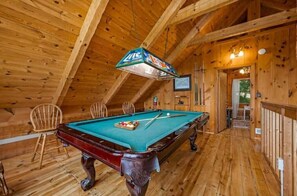 Game room - Time to book for spring break! (Sevierville)