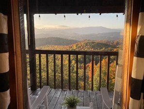 Property grounds - 6 Miles from Parkway! (Sevierville)