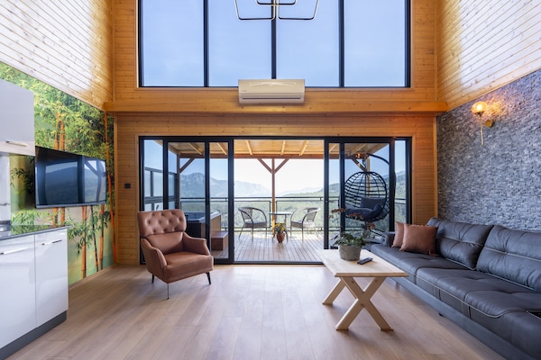 Deluxe Bungalow, 1 King Bed, Hot Tub, Mountain View | 1 bedroom, laptop workspace, free WiFi