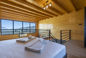 Deluxe Bungalow, 1 King Bed, Hot Tub, Mountain View | 1 bedroom, laptop workspace, free WiFi - La Veranda Villas (Kumluca)