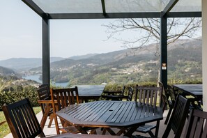 Terrace/patio - Quinta do Bento (Vieira do Minho)