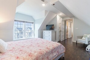 2 bedrooms, Internet, bed sheets