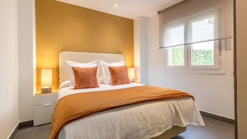 1 slaapkamer, een strijkplank/strijkijzer, gratis wifi, beddengoed