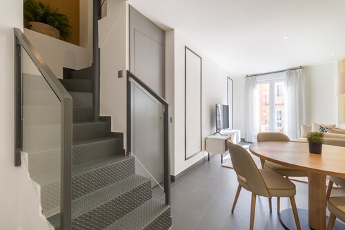 Amazing new duplex for 4