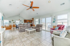 TV - Nags Head vacation rental steps from the beach with rec room! (Nags Head)