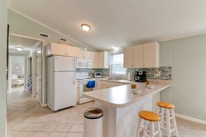 Fridge, microwave, oven, stovetop - Cozy Hatteras Island getaway with sun deck! (Salvo)