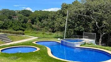 Piscina externa