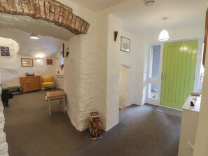 Cottage | Interior - Le Durkestrete Cellar (Haverfordwest)