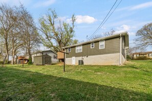 Exterior - Close to all that Ozark has to offer! (Ozark)