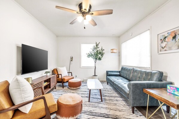 Smart TV - Close to all that Ozark has to offer! (Ozark)